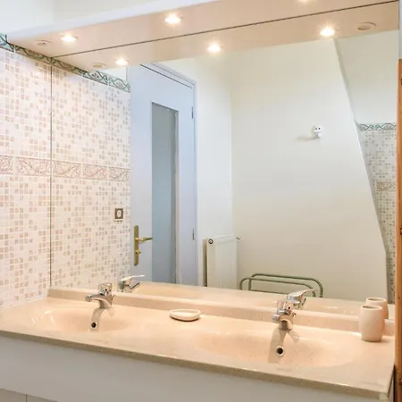 Cozy In With Wifi * Sahurs