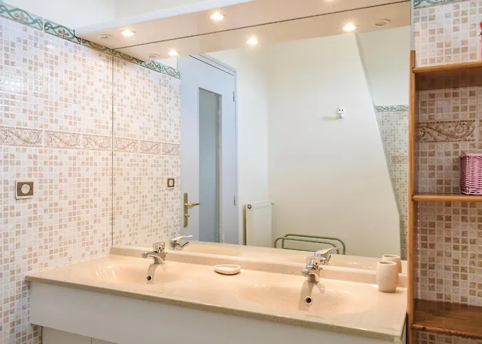 Cozy In With Wifi * Sahurs